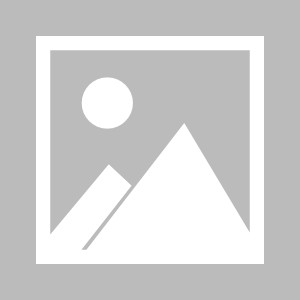 凤凰娱乐APP-湖人主场告捷！詹皇带领球队获胜(组图湖人大胜勇士 詹皇以一敌四库里倒地)